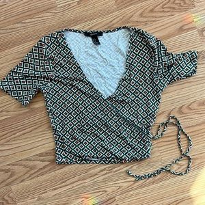 Forever 21 V-neck cropped Tee with side Ties